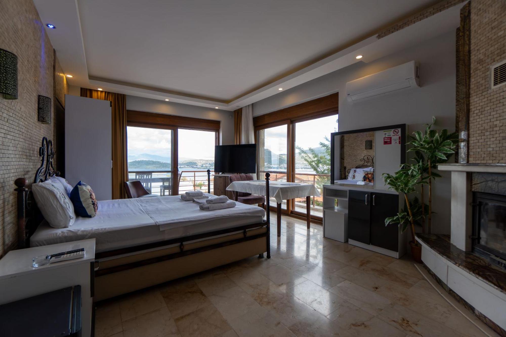 Stone House Butik Otel อิซมีร์ ภายนอก รูปภาพ