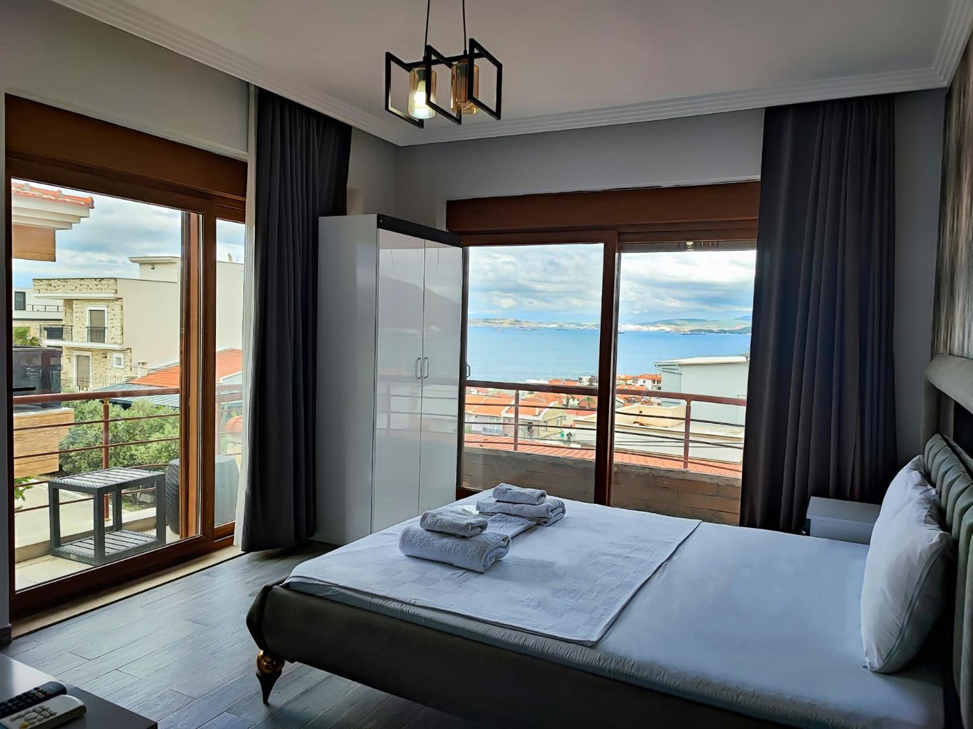 Stone House Butik Otel อิซมีร์ ภายนอก รูปภาพ